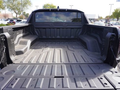 New 2025 GMC Hummer EV 3X image 8