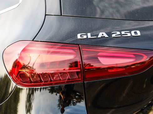 New 2025 Mercedes-Benz GLA 250 image 8