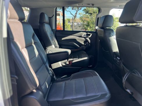 Used 2020 GMC Yukon XL Denali w/ Open Road Package AWD/4WD image 20