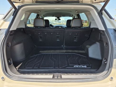 Used 2022 GMC Terrain AT4 w/ Infotainment Package II AWD/4WD image 25