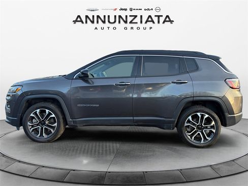 Used 2024 Jeep Compass Limited image 2