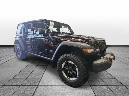 Used 2021 Jeep Wrangler Unlimited Rubicon w/ Cold Weather Group AWD/4WD image 3