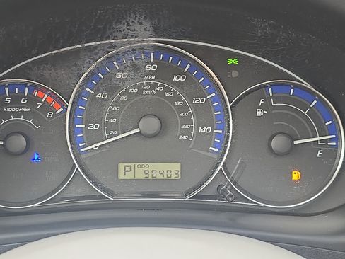 Used 2011 Subaru Forester 2.5X Premium w/ All-Weather Pkg AWD/4WD image 18