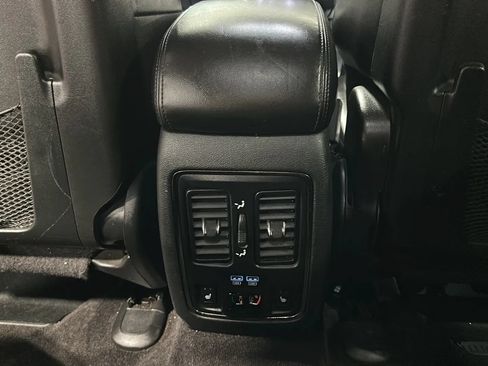 Used 2018 Dodge Durango GT AWD/4WD image 23