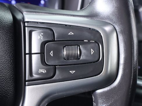 Used 2022 Chevrolet Suburban Z71 w/ Luxury Package image 14