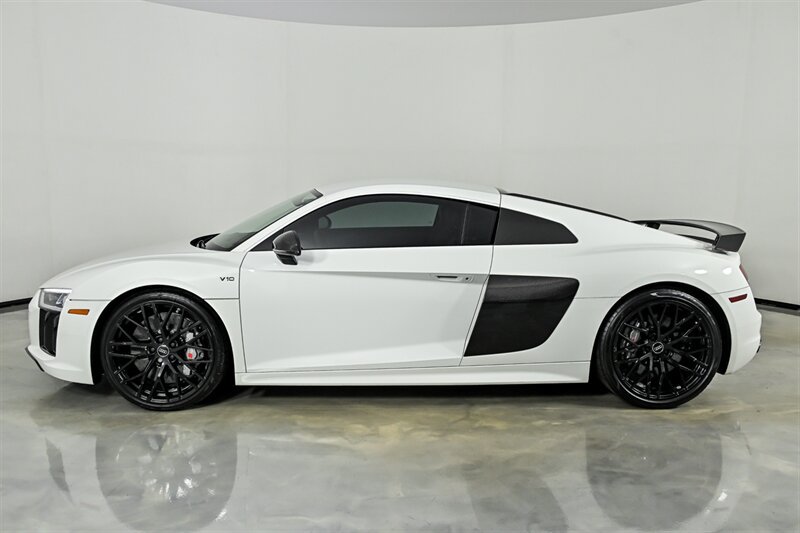 Used 2017 Audi R8 V10 plus AWD/4WD image 7
