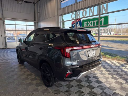 New 2026 Kia Seltos EX image 4