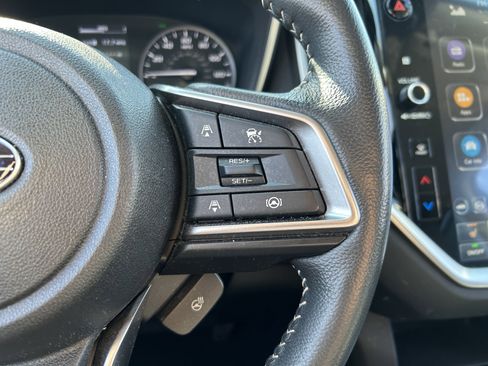 Used 2024 Subaru Ascent Limited image 16