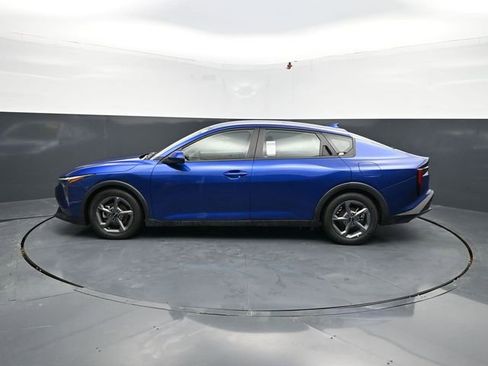 Used 2025 Kia K4 LXS image 5