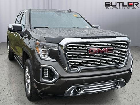 Used 2019 GMC Sierra 1500 Denali w/ Technology Package AWD/4WD image 5
