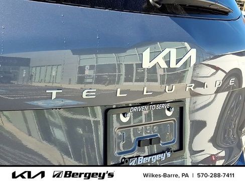 New 2025 Kia Telluride EX w/ EX Captain's Chair Package image 21