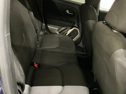 Used 2016 Jeep Renegade Sport w/ Power & Air Group FWD image 15