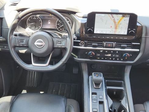 Used 2023 Nissan Pathfinder SL w/ SL Premium Package FWD image 27