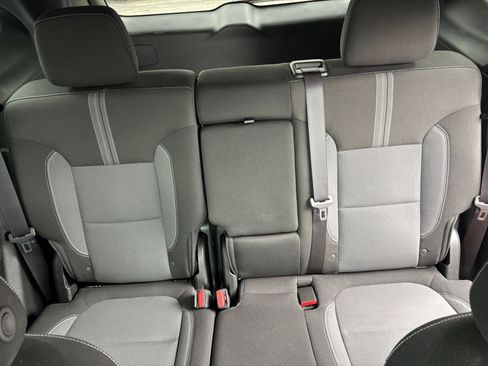 Used 2025 Chevrolet Blazer LT FWD image 33