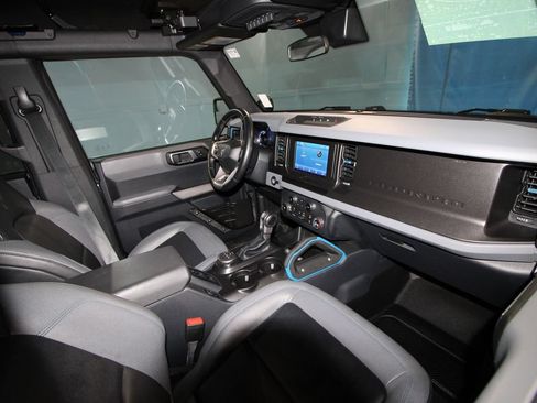 Used 2021 Ford Bronco Black Diamond AWD/4WD image 23