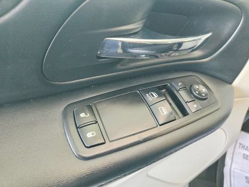 Used 2015 Dodge Grand Caravan SE w/ Quick Order Package 29E SE FWD image 29