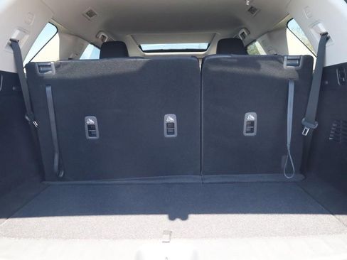 New 2026 Nissan Pathfinder SL w/ SL Premium Package (P04) image 24