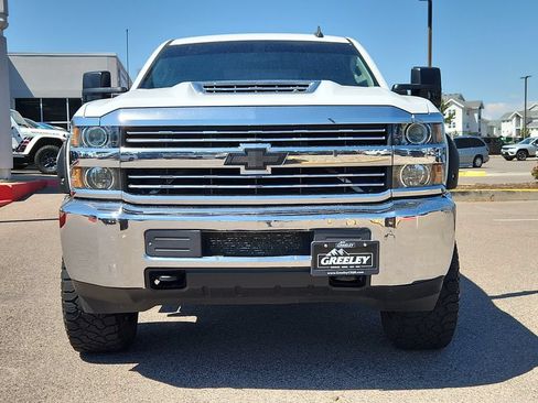Used 2017 Chevrolet Silverado 2500 LT AWD/4WD image 5
