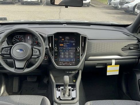 Certified 2025 Subaru Forester Premium image 11