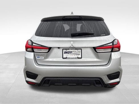 Used 2025 Mitsubishi Outlander Sport LE image 5