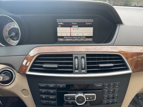 Used 2012 Mercedes-Benz C 300 4MATIC Sedan image 20