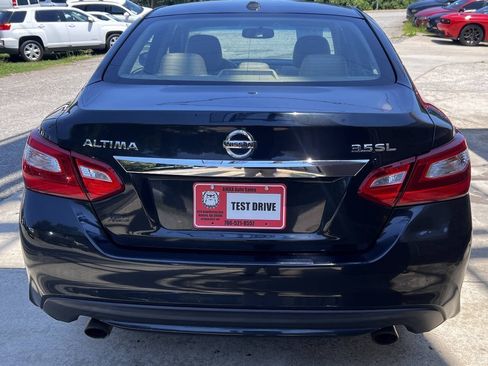Used 2017 Nissan Altima 3.5 SL FWD image 5