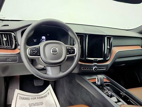 Used 2023 Volvo XC60 B5 Plus w/ Protection Package Premier AWD/4WD image 13