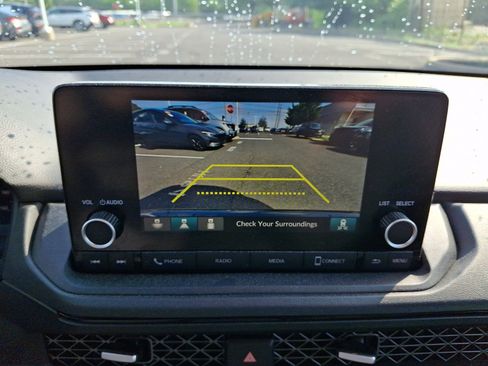 Used 2025 Honda Accord SE image 18