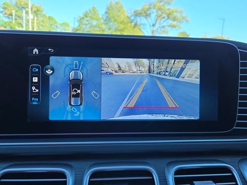 Certified 2026 Mercedes-Benz GLS 450 4MATIC image 25