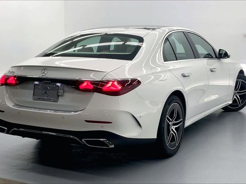 New 2026 Mercedes-Benz E 350 Sedan image 8