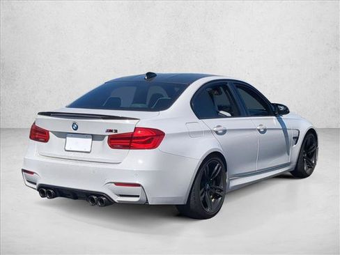 Used 2018 BMW M3 RWD image 5