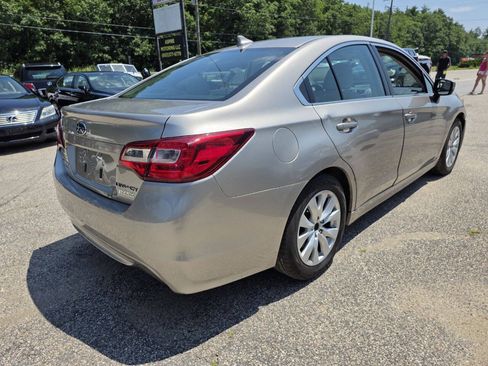 Used 2017 Subaru Legacy 2.5i Premium AWD/4WD image 11