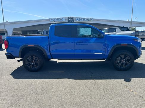 New 2025 GMC Canyon Elevation w/ Convenience Package image 4