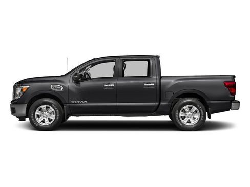 Used 2017 Nissan Titan SV AWD/4WD image 3