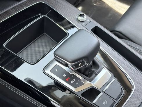 Used 2024 Audi Q5 2.0T Premium Plus AWD/4WD image 30