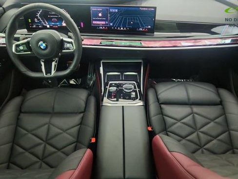 Used 2026 BMW 740i RWD image 20