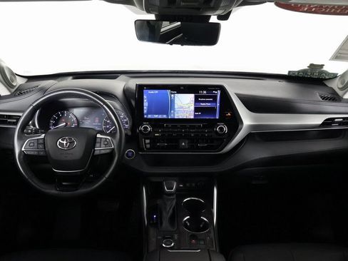 Used 2021 Toyota Highlander Platinum AWD/4WD image 8