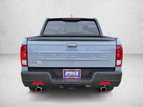 Used 2024 Honda Ridgeline Black Edition image 7
