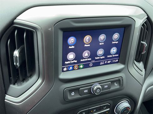 Used 2025 Chevrolet Silverado 1500 Custom image 26