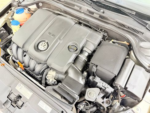 Used 2013 Volkswagen Jetta SE image 39