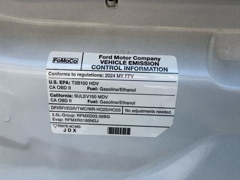 Used 2024 Ford Transit 250 Low Roof w/ Exterior Upgrade Package RWD image 39