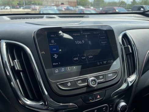 Used 2023 Chevrolet Equinox RS w/ RS Leather Package image 19