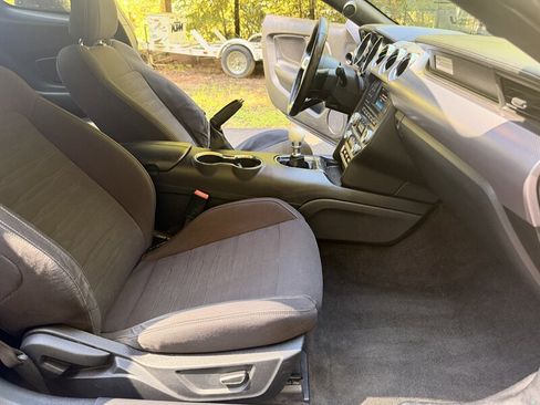 Used 2016 Ford Mustang GT image 14