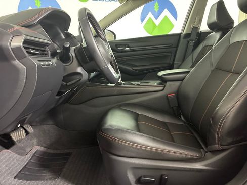 Used 2020 Nissan Altima 2.5 SR image 16