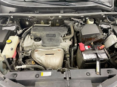 Used 2017 Toyota RAV4 XLE image 27