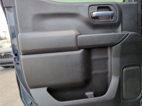 Used 2021 Chevrolet Silverado 1500 Custom image 26