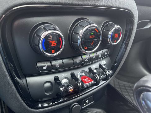 Used 2019 MINI Cooper Clubman S image 27