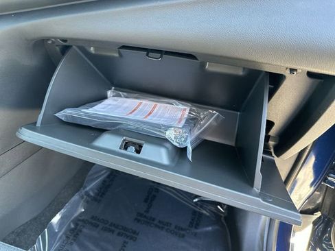 Used 2023 Buick Encore GX Select w/ Safety Package II image 31