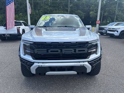Used 2025 Ford F150 Raptor AWD/4WD image 11
