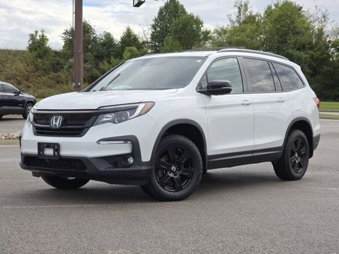 Used 2022 Honda Pilot TrailSport image 2